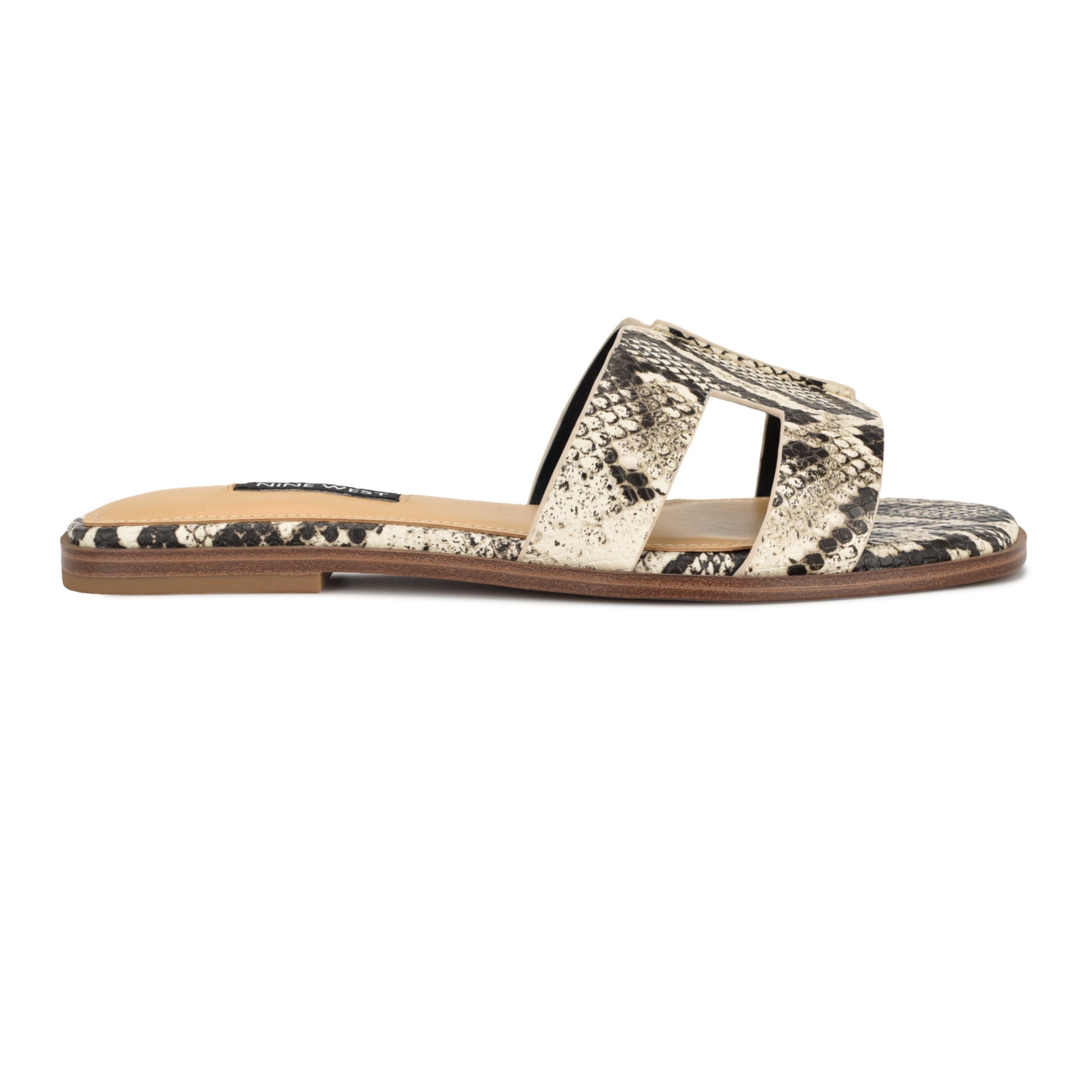 Giny Slip-On Flat Sandals